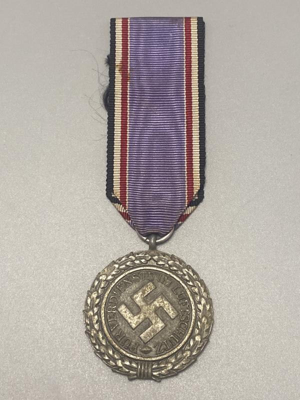 Luftschutz Service Medal With Ribbon maker 10 F&B