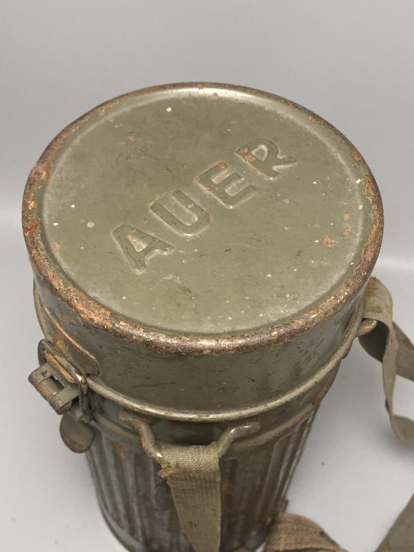 Luftschutz Auer Civil Defence Gas Mask & Tin
