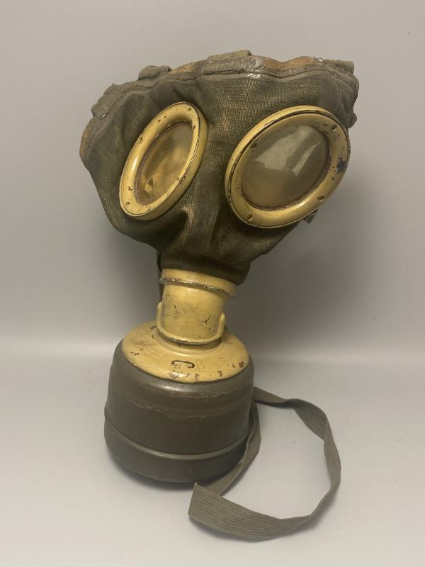 German Army Gas Mask 1942 Dutch Reissue