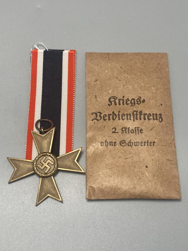 War Merit Cross 2nd Class With Packet Maker 1 Deschler & Sohn