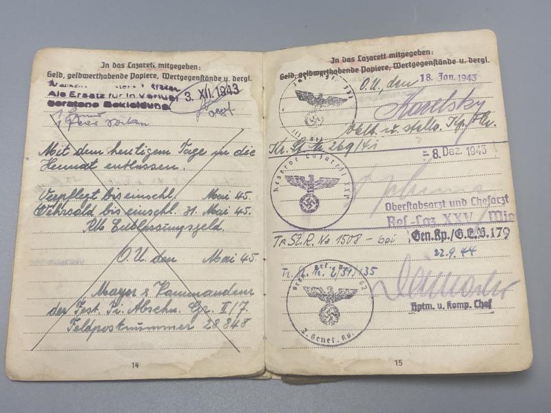 German Army Soldbuch Oberfeldwebel Helmut Schmidt Wound Badge in GOLD!