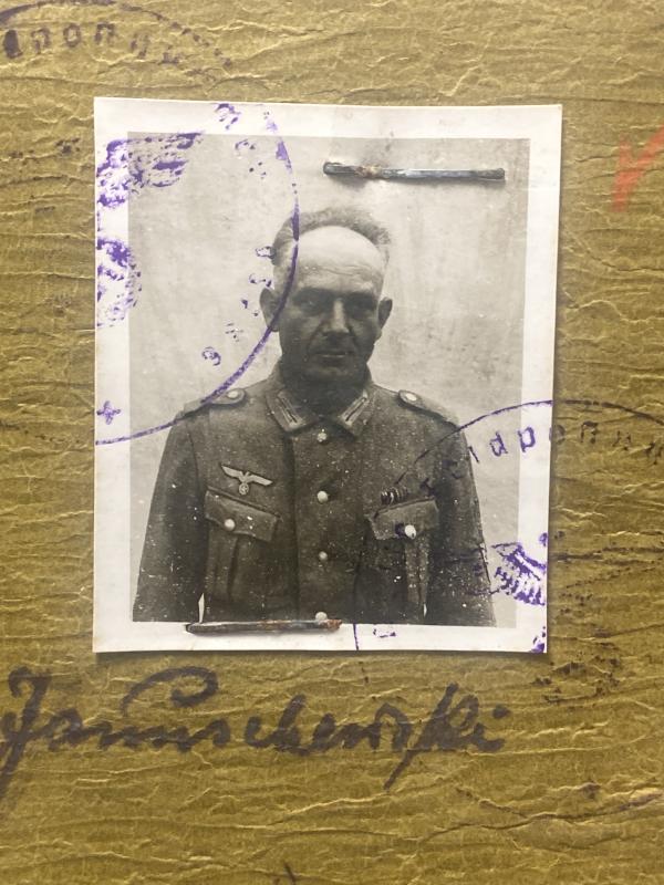 German Army Soldbuch Stabsgefreiter Hermann Jannuschewski Br.Bau.Batl. 646