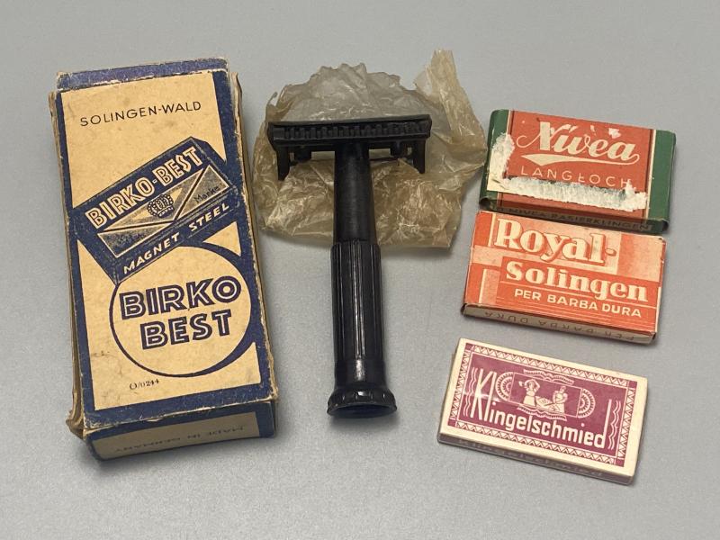 1930s/1940s Third Reich Period Razor & Blades