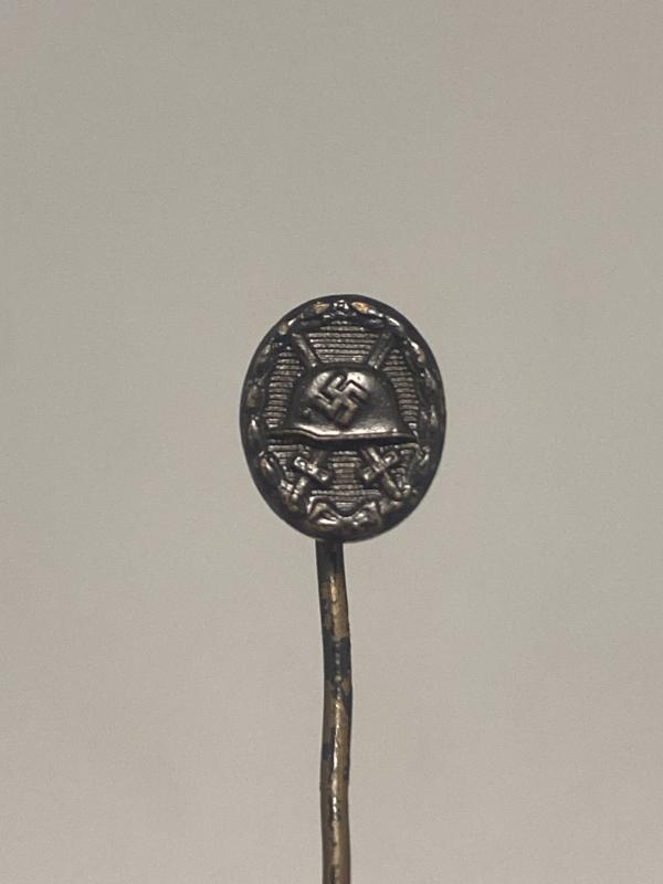 Black Wound Badge Stick Pin