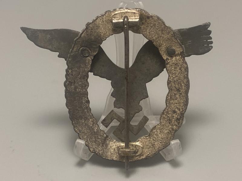 Luftwaffe Pilots Badge Unmarked Variant