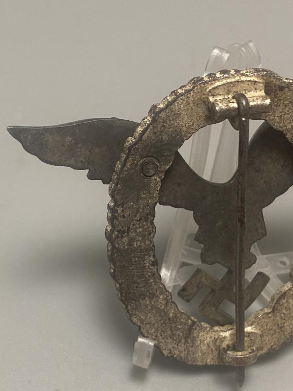 Luftwaffe Pilots Badge Unmarked Variant