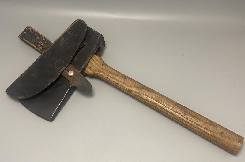 WW2 Period German Army Pioneer Axe With Cover