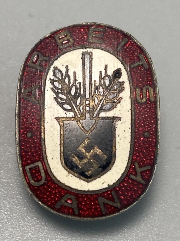 Reich Arbeits Dienst “Arbeits Dank” Enamel Pin Badge