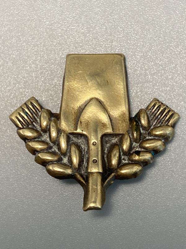 Third Reich VAD Voluntary Workers Badge Assmann
