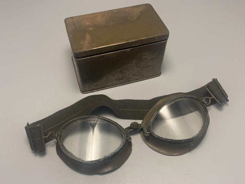 German Model 306 Goggles With Case MW40