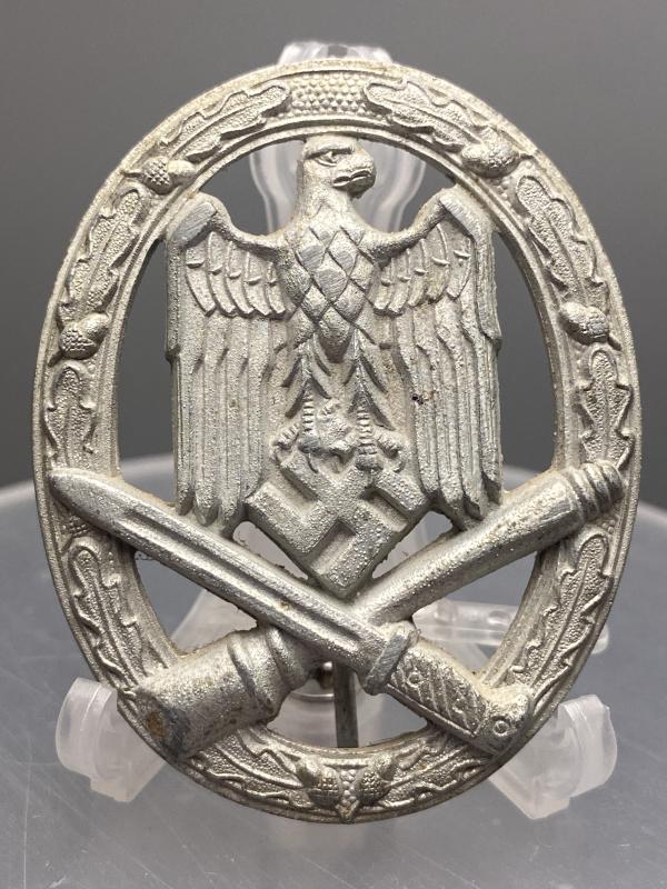 General Assault Badge in Silver Diecast Assmann 1 Variant