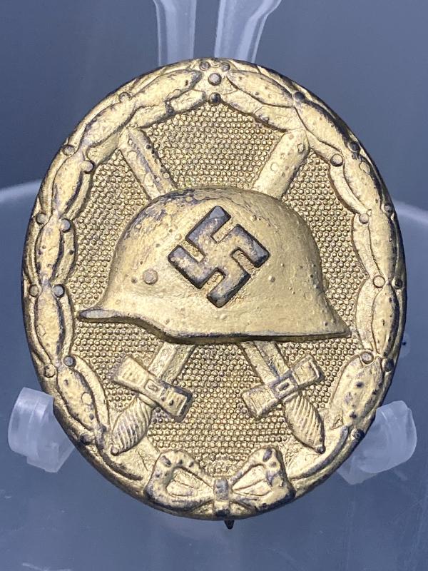 Wound Badge in Gold Maker 30 Hauptmünzamt Wein