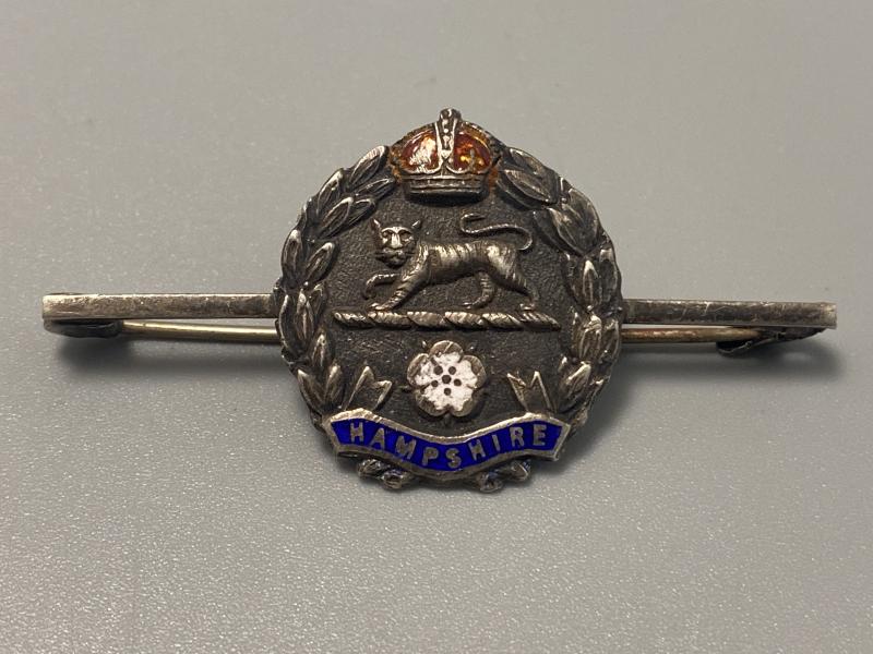 Sterling Silver WW2 Hampshire Regiment Brooch/ Hat Pin