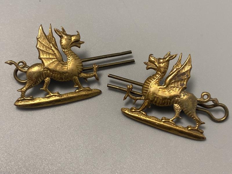 WW1/WW2 Welch Regiment Dragons Collar Titles