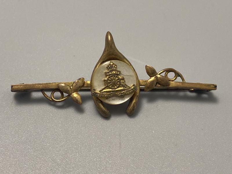 WW2 Period Gold Guilt & Mother of Pearl Royal Artillery Sweet Heart Pin