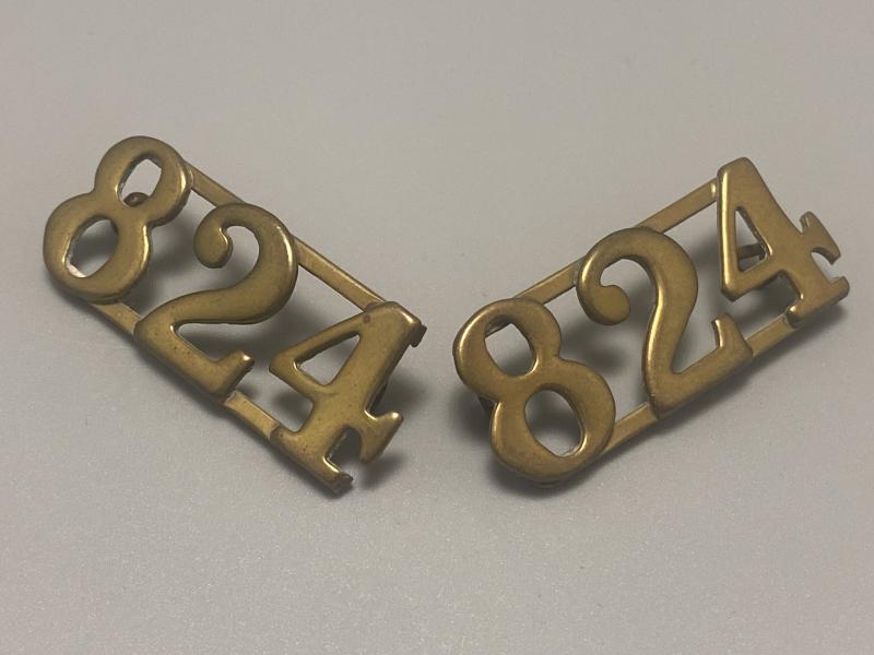 WW2 Period British Police Officers Collar Numbers (824)