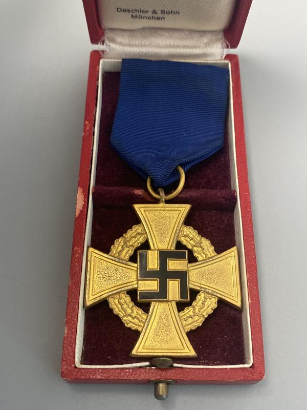 Third Reich 40 Year Service Medal Boxed Deschler & Sohn