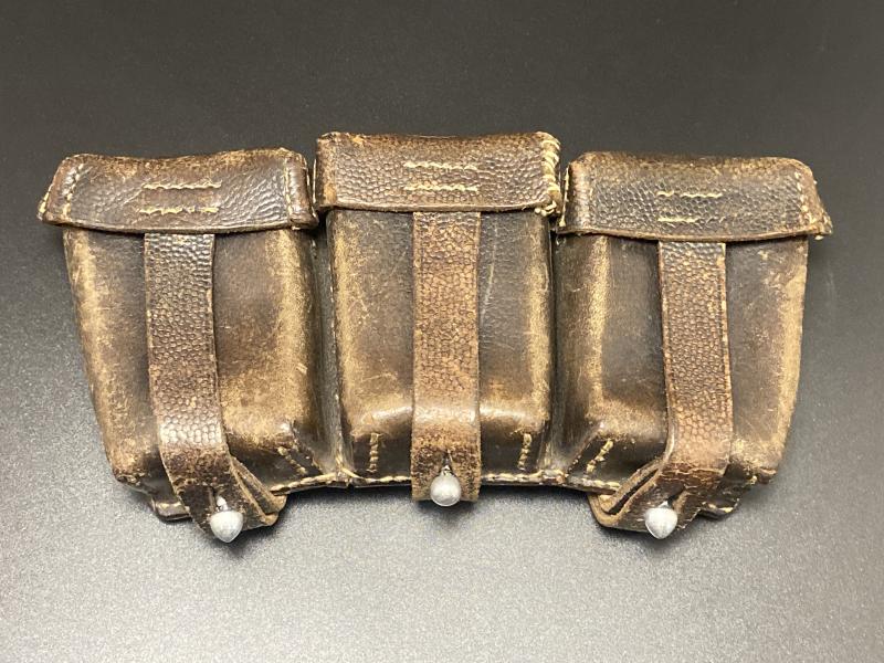 Black Leather K98K Ammunition Pouch R.Ehrhardt Poessneck 1941