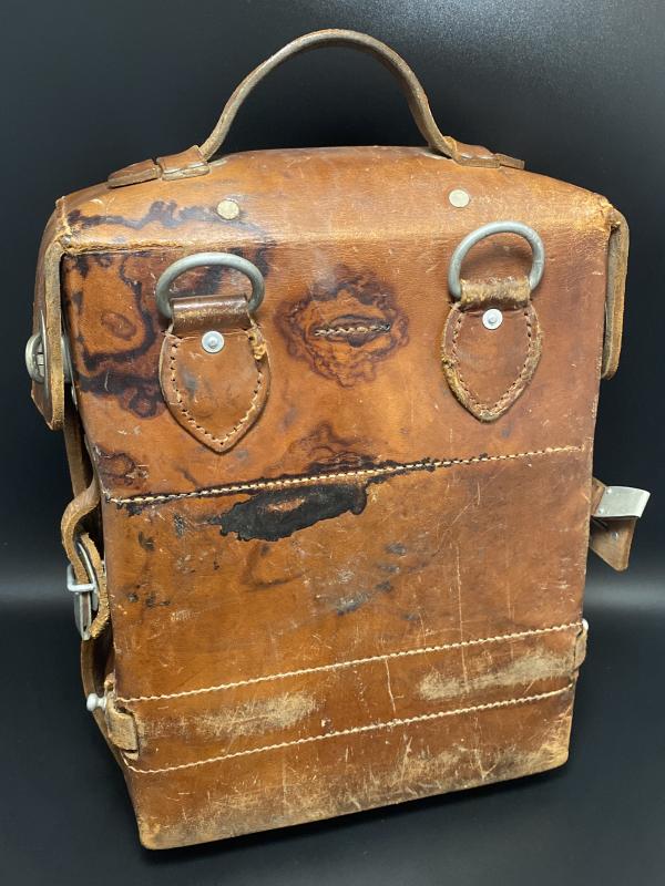 WW2 German Army Leather Medical Satchel dny40