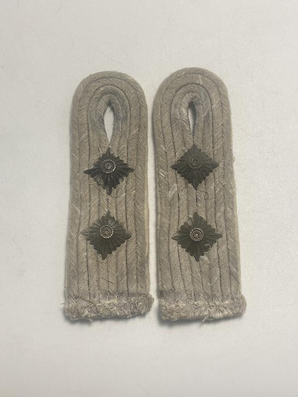 German Army Infantry Hauptmann Shoulder Boards