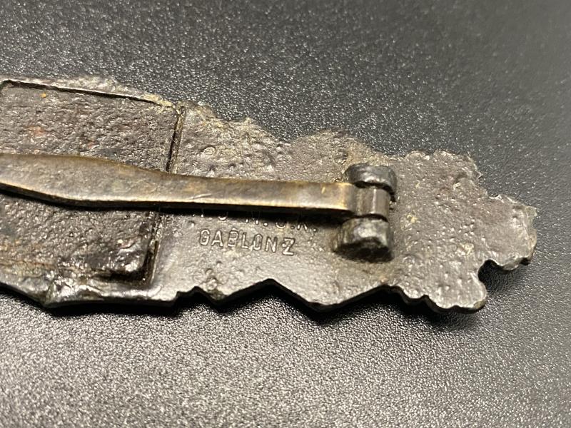 Bronze Close Combat Clasp Ground Find Fec.W.E.Peekhaus Type 2