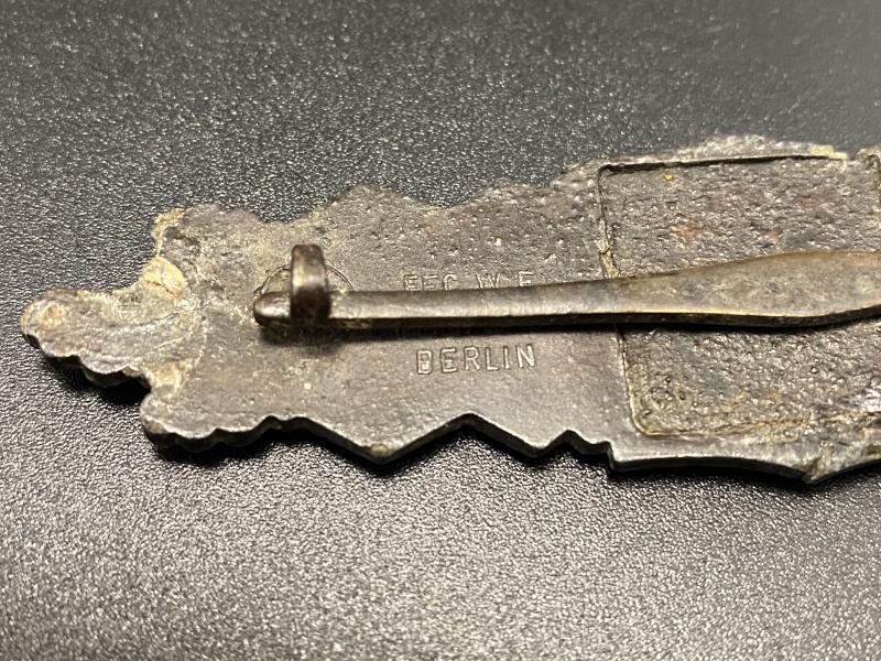 Bronze Close Combat Clasp Ground Find Fec.W.E.Peekhaus Type 2