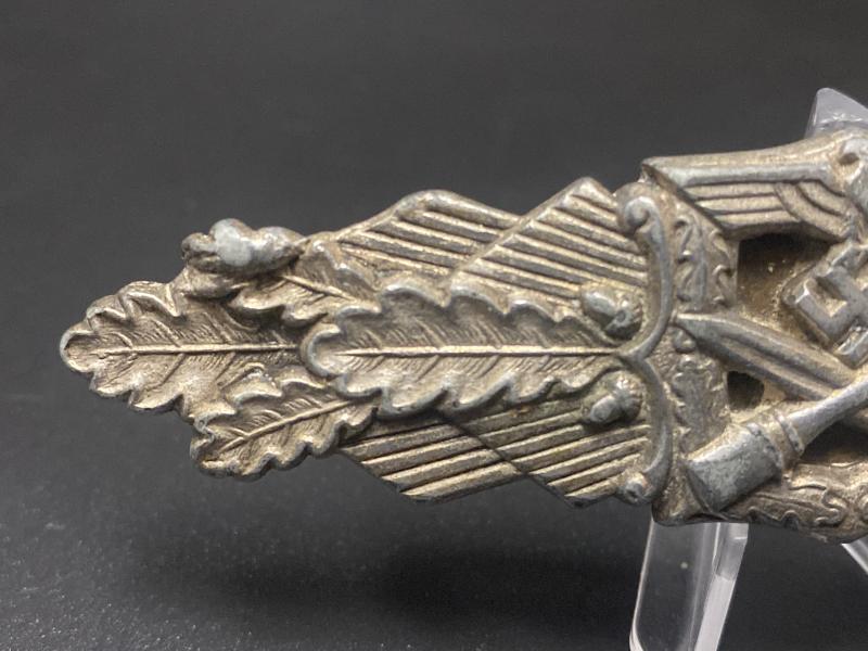 Bronze Close Combat Clasp Type 2 Friedrich Linden Ludenscheid