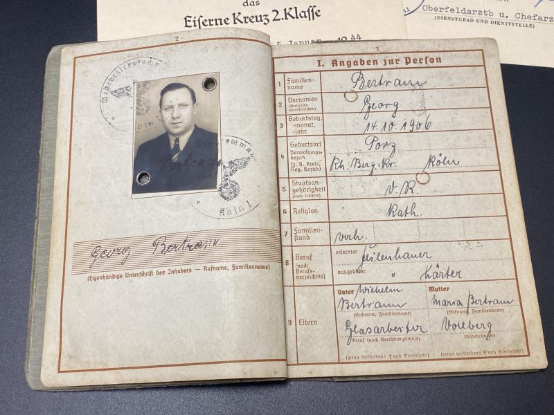 German Army Wehrpass Obergefreiter Georg Bertram 3rd ID & Citations