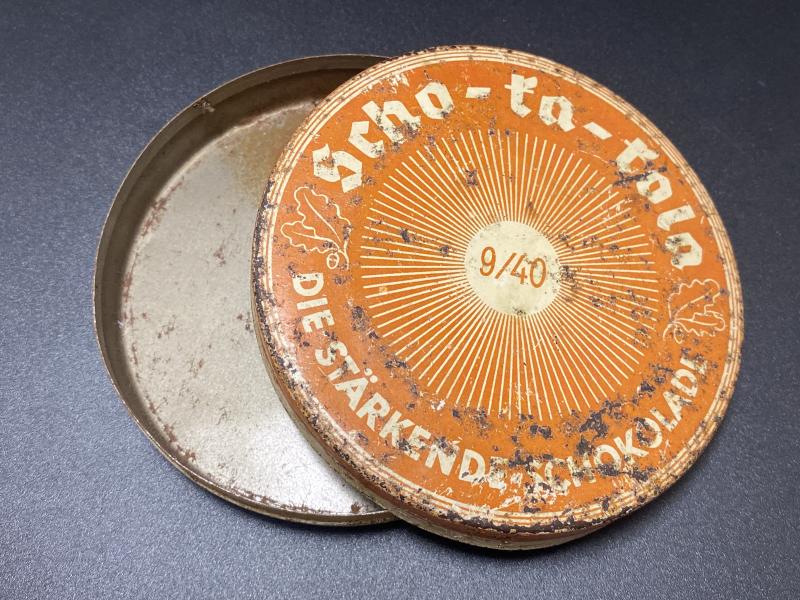 1940 Wehrmacht Packung Scho-Ka-Kola Chocolate Tin