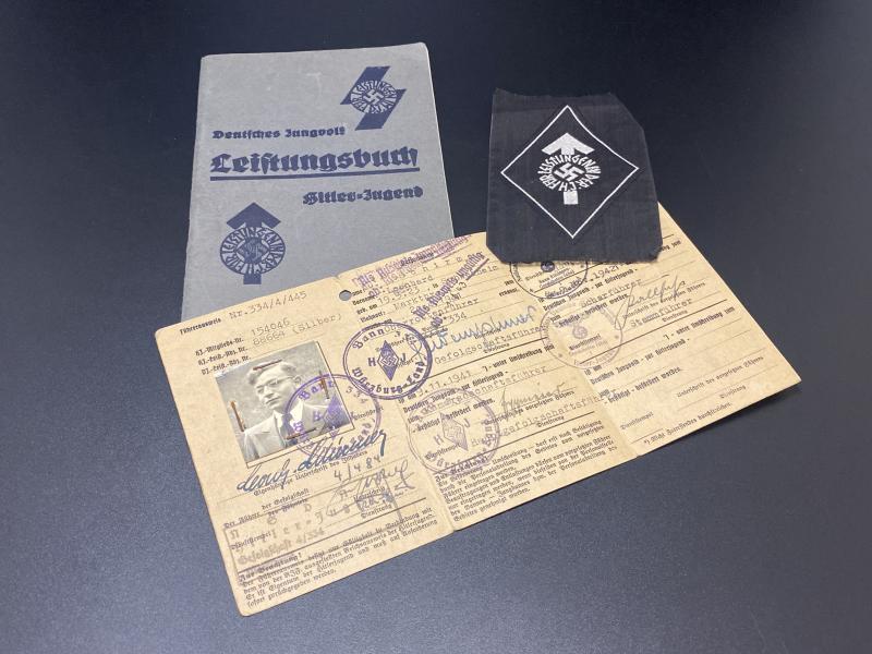 HJ Fuhrerausweis Leonhard Schirmer With Leistungsbuch & Woven Silver Proficiency Badge