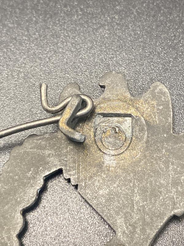 Infantry Assault Badge in Bronze FFL (No Hook)