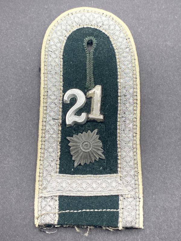 German Army Feldwebel Shoulder Board 21st Infantry Regiment