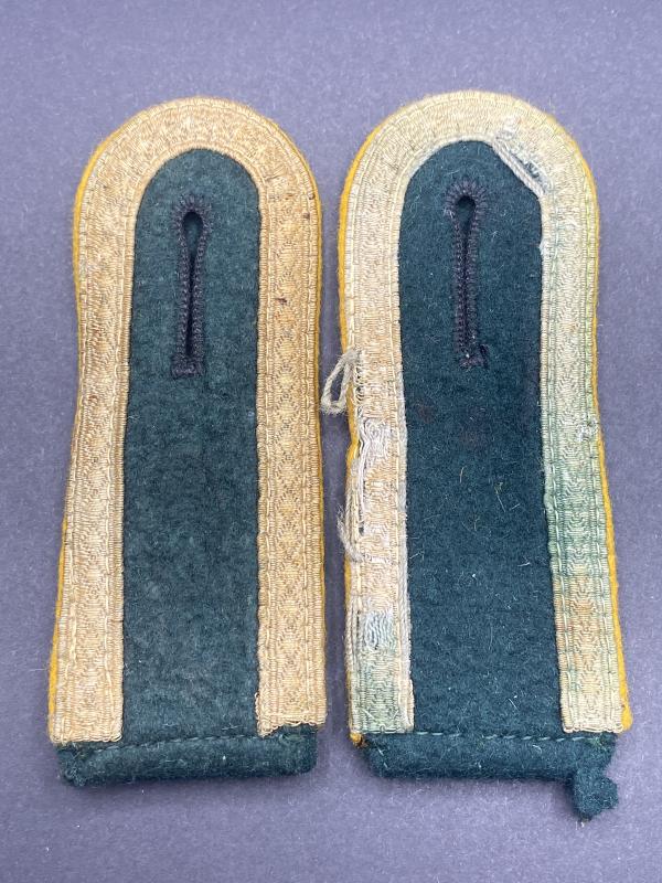 German Army Cavalry Unteroffizier Shoulder Boards