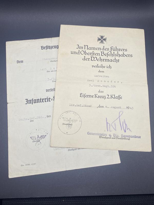 Pair of Citations Gefreiten Karl Schäfer Gren.Regt.326 EK2 & ISA