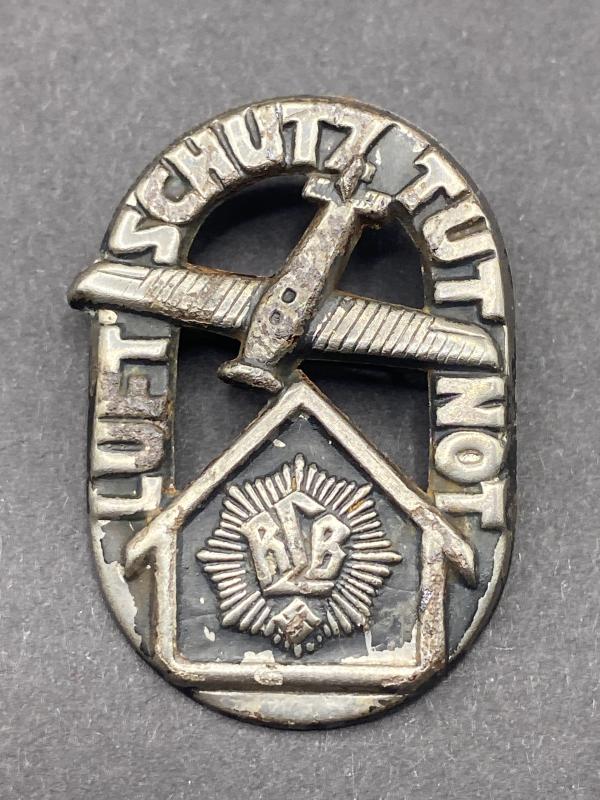 Luftschutz Tut Not RLB Badge