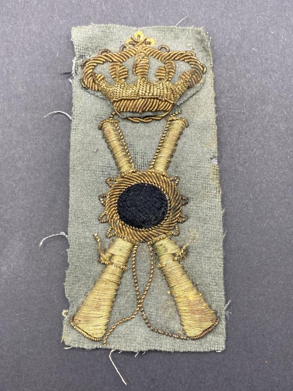 WW2 Italian Army Infantry Officers Cap Insignia