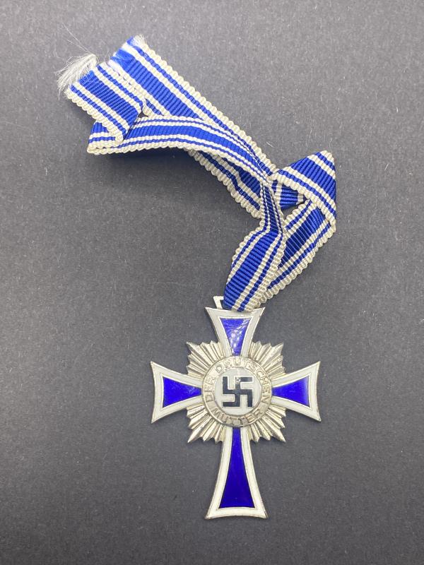 Silver Mothers Cross Medal With Ribbon