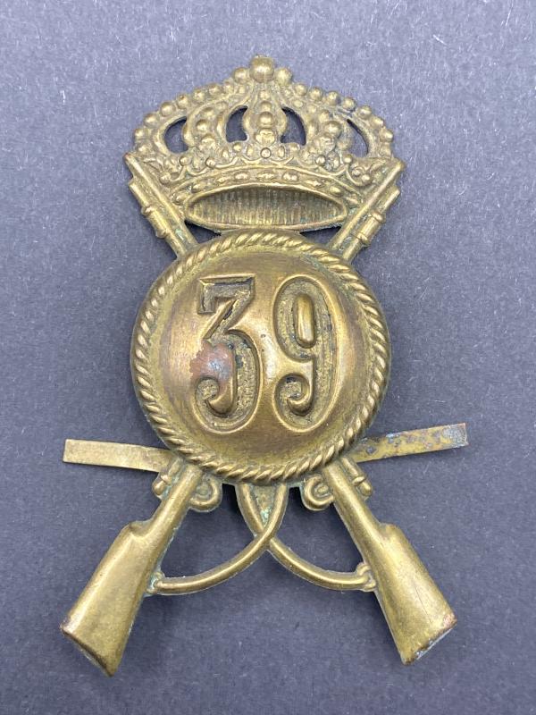 WW2 Italian Army 39th Infantry Regiment Cap Badge
