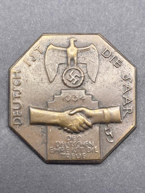 Deutsch Ist Die Saar 1934 Day Badge