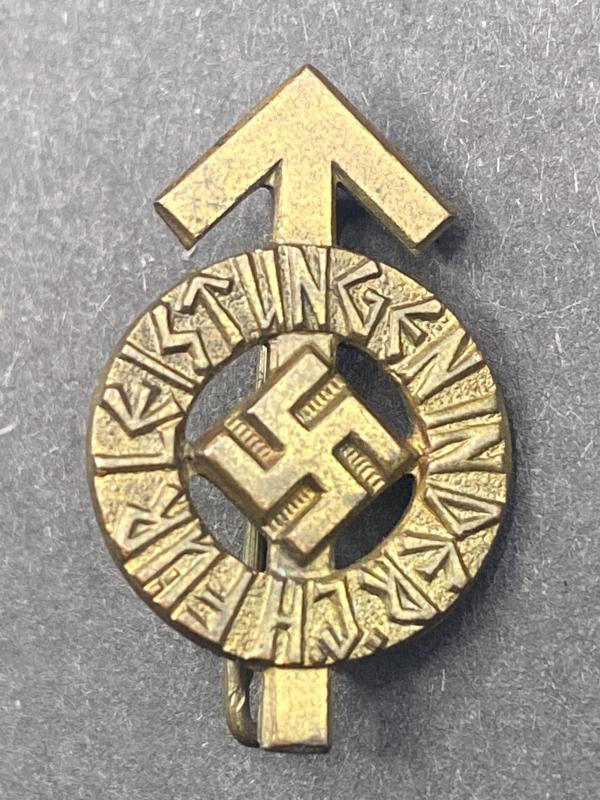 Miniature Bronze Grade HJ Leistungsabzeichen M1/101 Gustav Brehmer