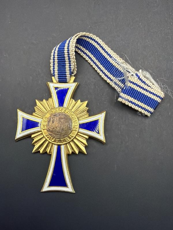 Denazified Mothers Cross In Gold