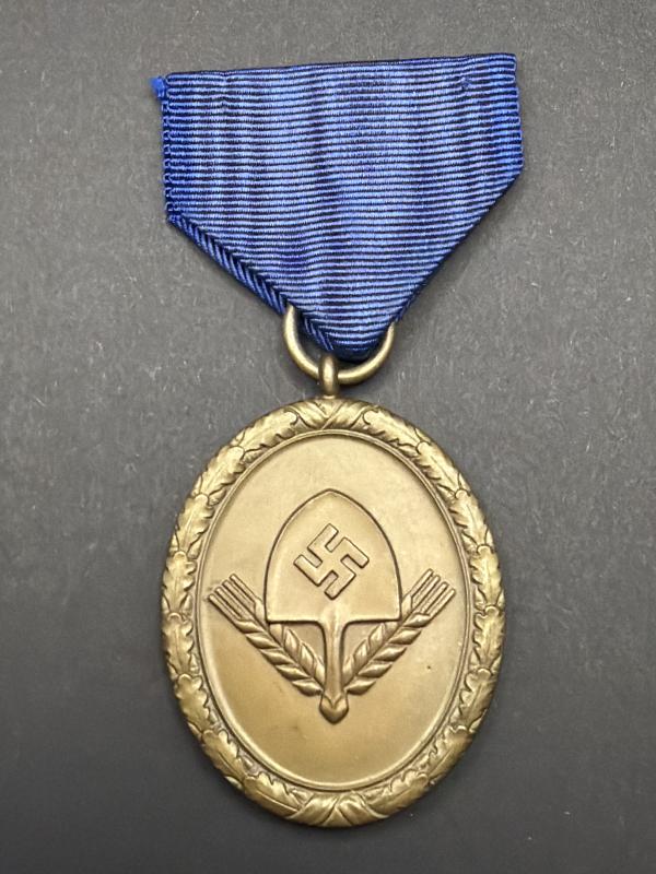 Bronze Grade Four Year Reichsarbeitsdeinst Service Medal