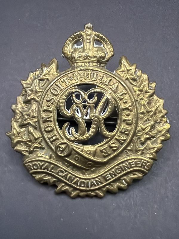 WW2 Royal Canadian Engineers Cap Badge