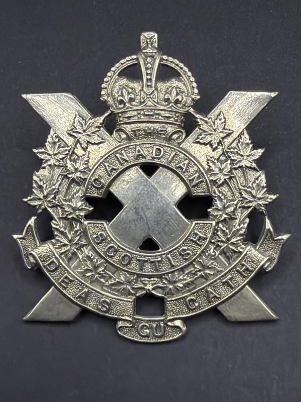 WW2 The Canadian Scottish Regiment Bonnet Badge