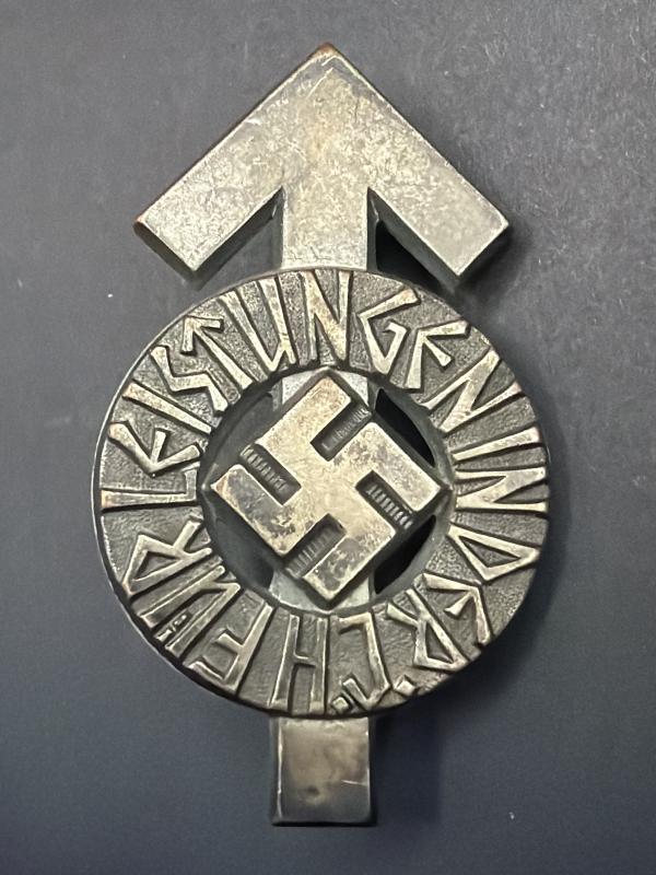 Silver Grade HJ Leistungsabzeichen M1/101 Gustav Brehmer