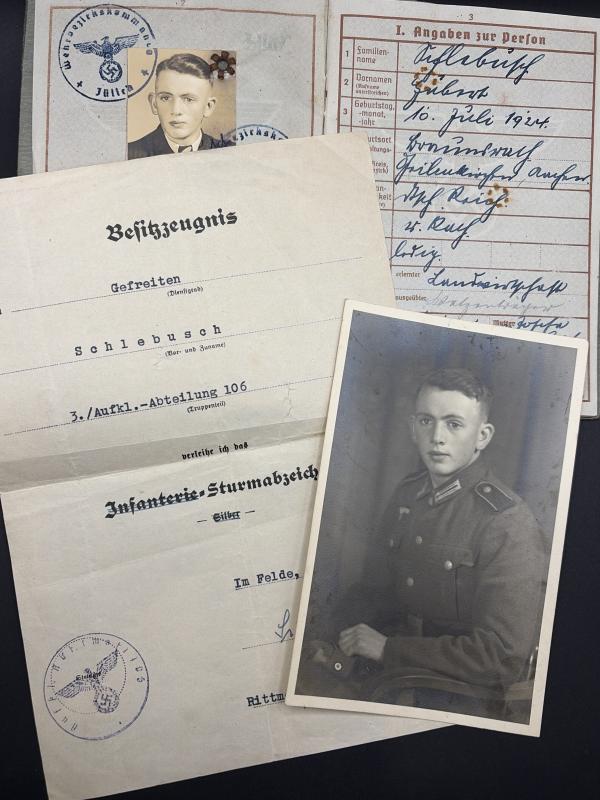 German Army Wehrpass KIA Gefreiter Schlebusch Aufkl.Abt.106