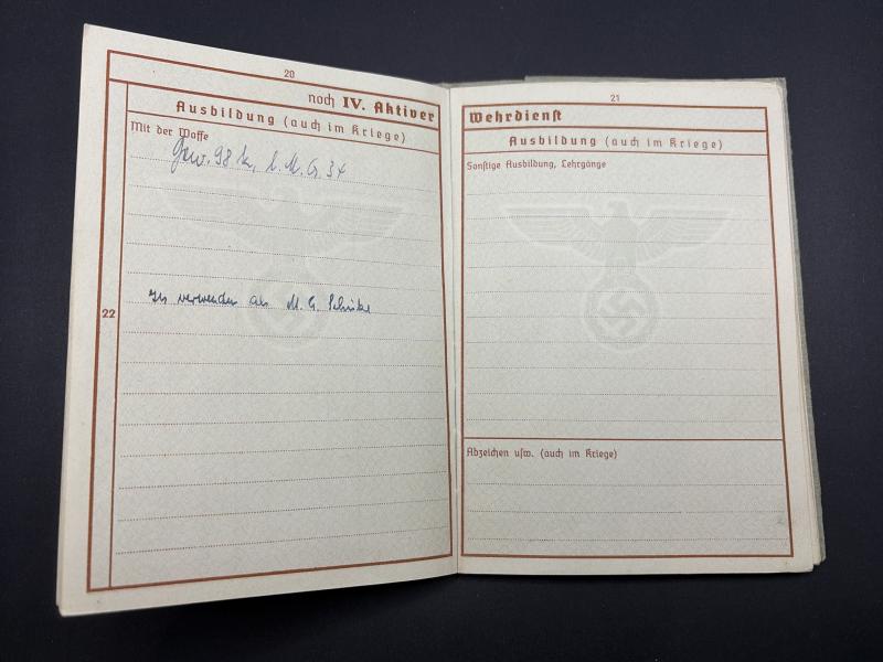German Army Wehrpass Soldat Wolfgang Hellriegel Inf.Rgt.257