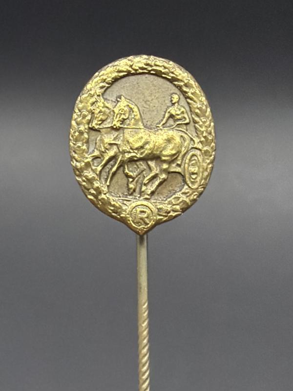 Bronze Horse Carriage Badge in Bronze Stick Pin