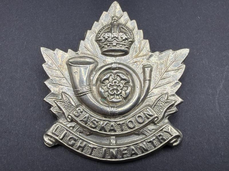 WW2 Period Canadian Saskatoon Light Infantry Sweet Heart Badge