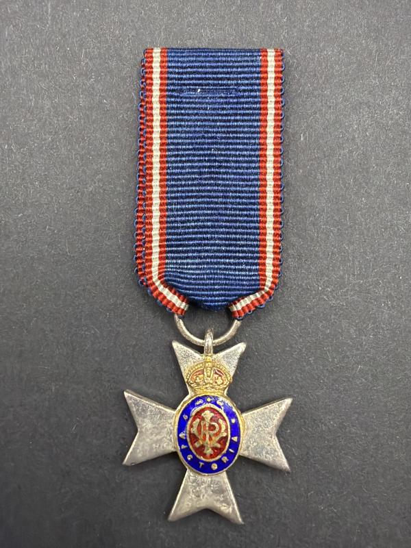 Member of the Victorian Order Miniature Award